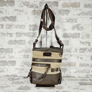 Sherpani Luna Brown Tan Leather Canvas Zip Pockets Crossbody Bag 0820